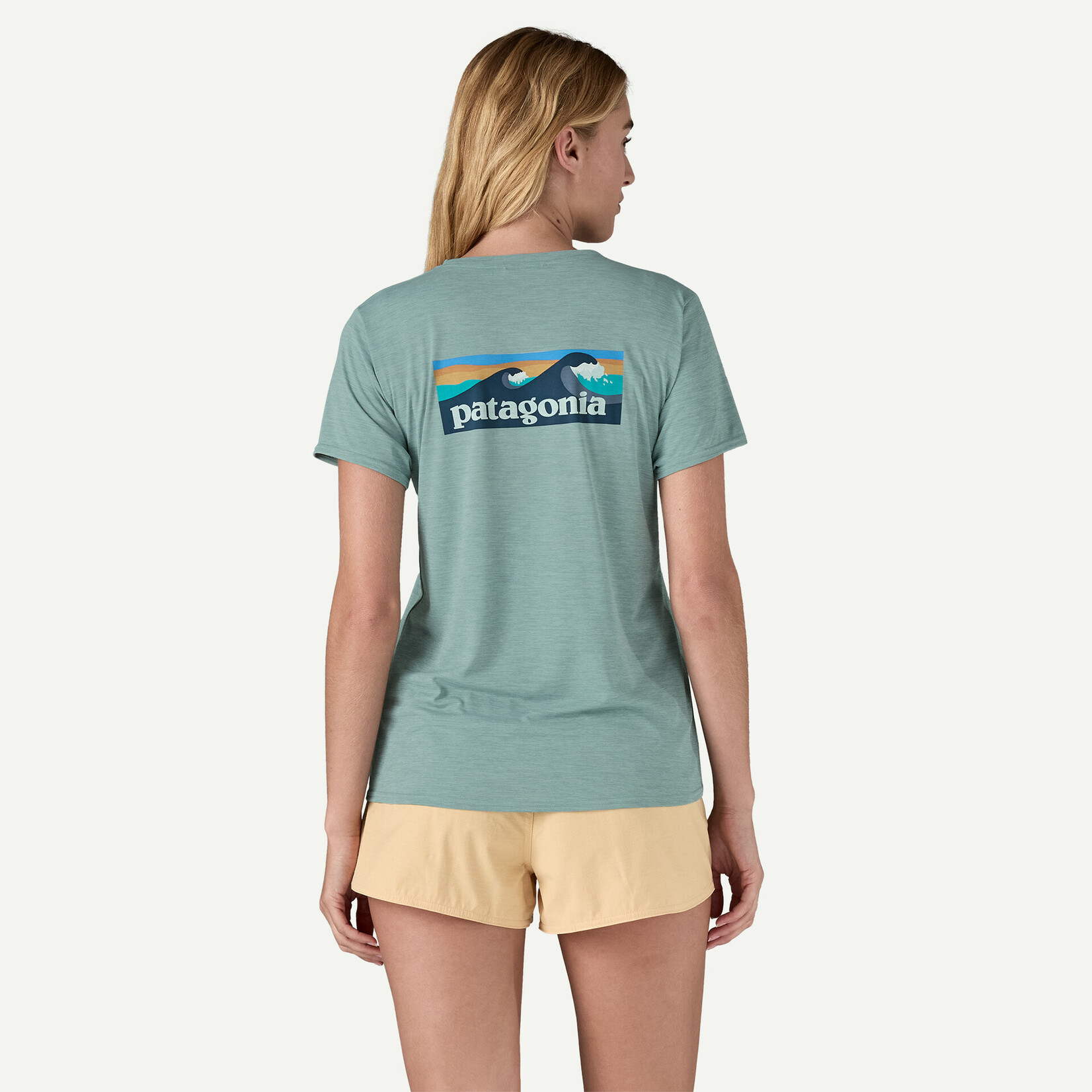 Patagonia PATAGONIA W's Cap Cool Daily Graphic Shirt - Waters Boardshort Logo: Thermal Blue X-Dye S