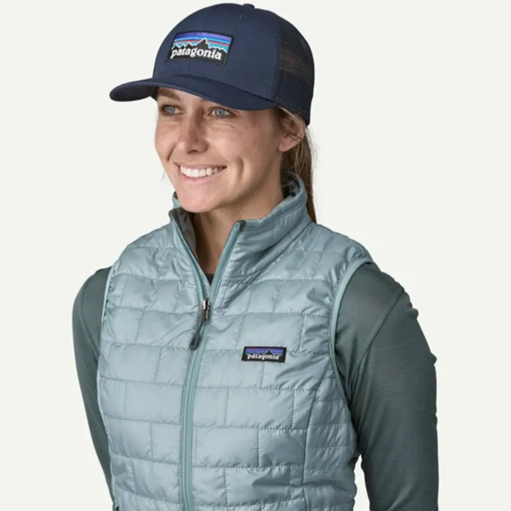 Patagonia Patagonia P-6 Logo Trucker Hat New Navy