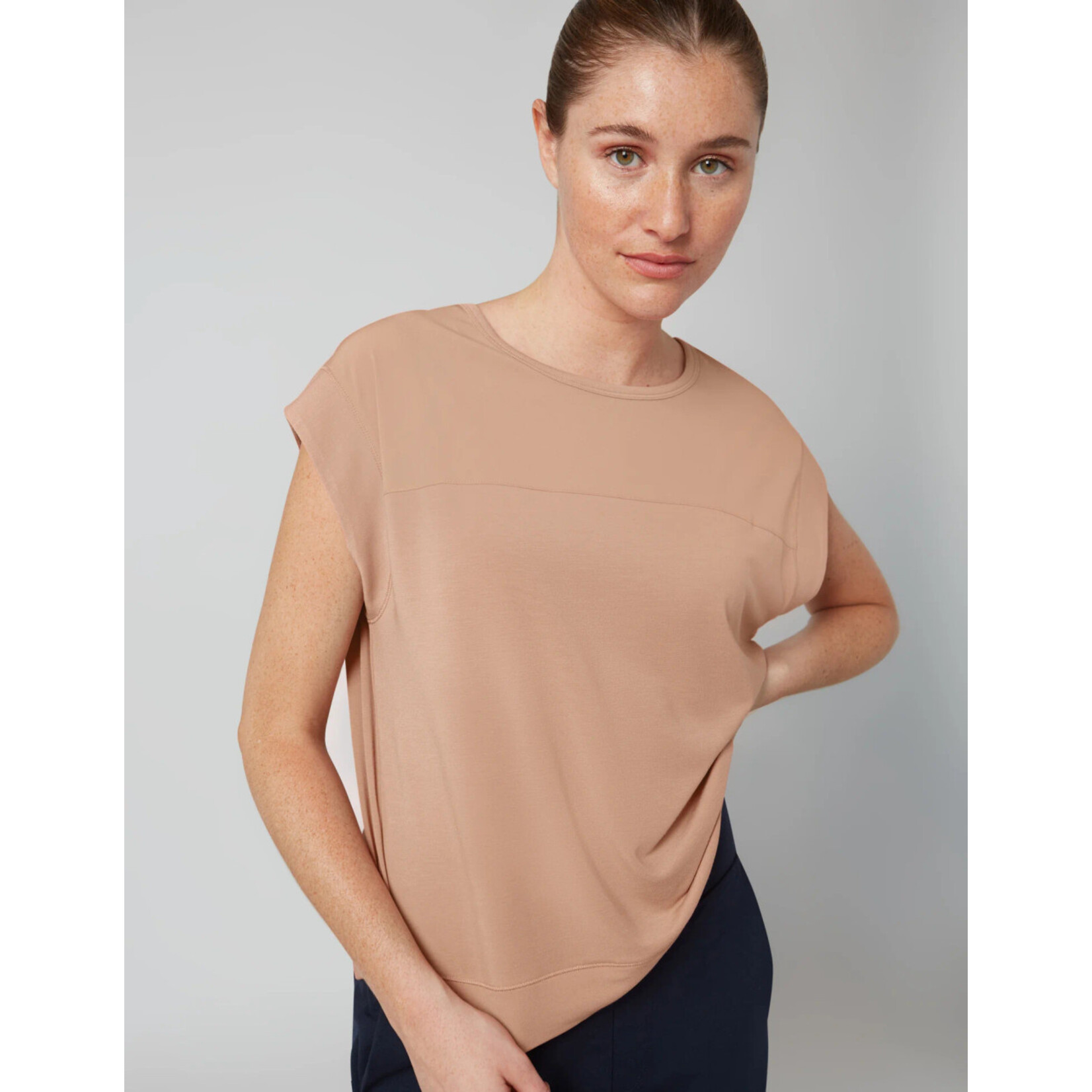 FIG FINAL SALE - FIG ESSEX TOP SANDSTONE XL