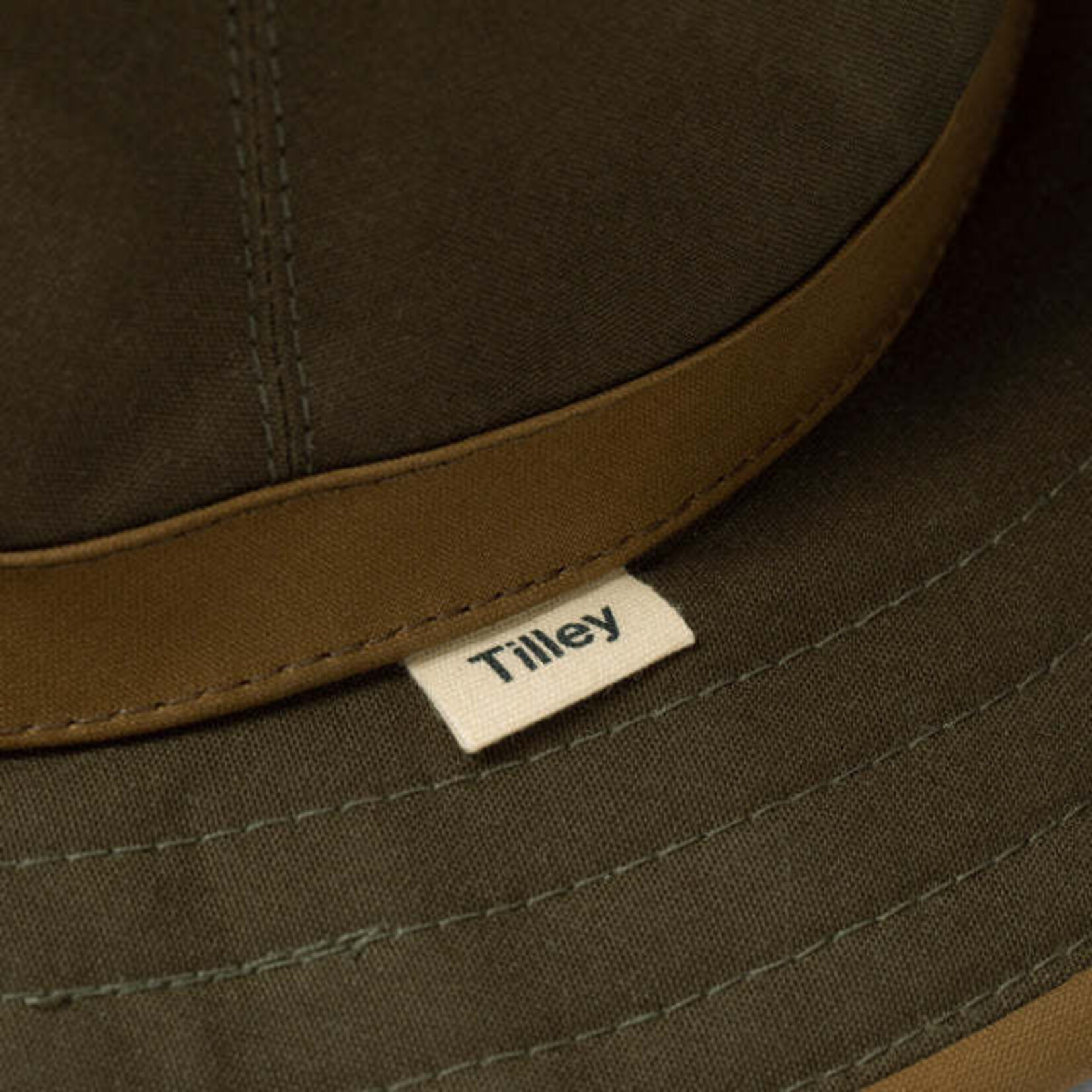 Tilley Tilley TWC7 Outback Waxed Adventure Hat - Green/ British Tan
