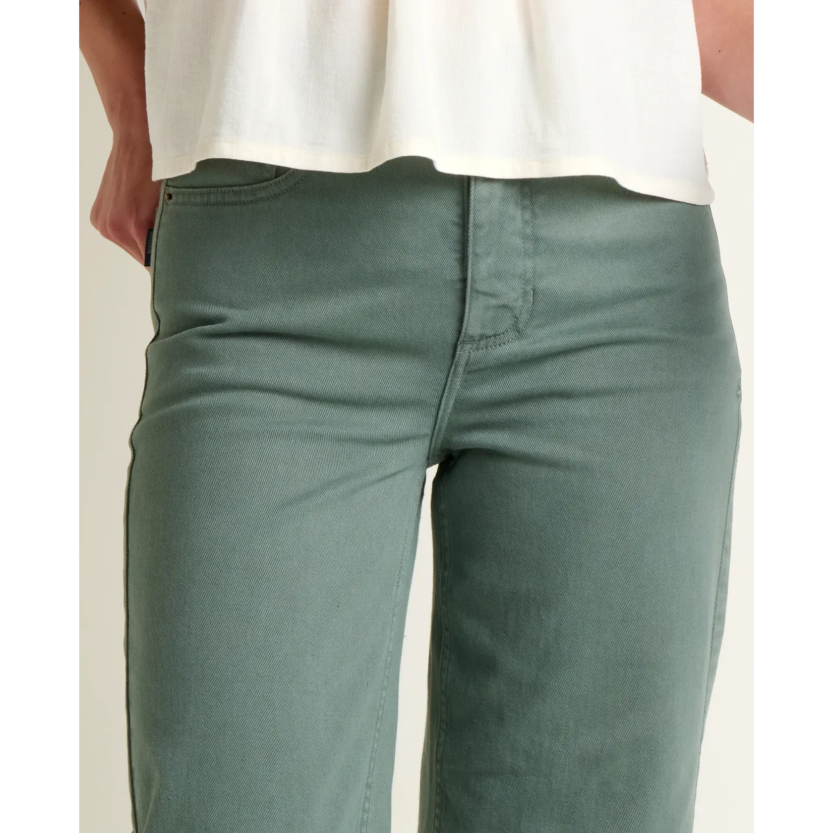 Toad & Co Toad & Co w's tamarack straight jean laurel 8