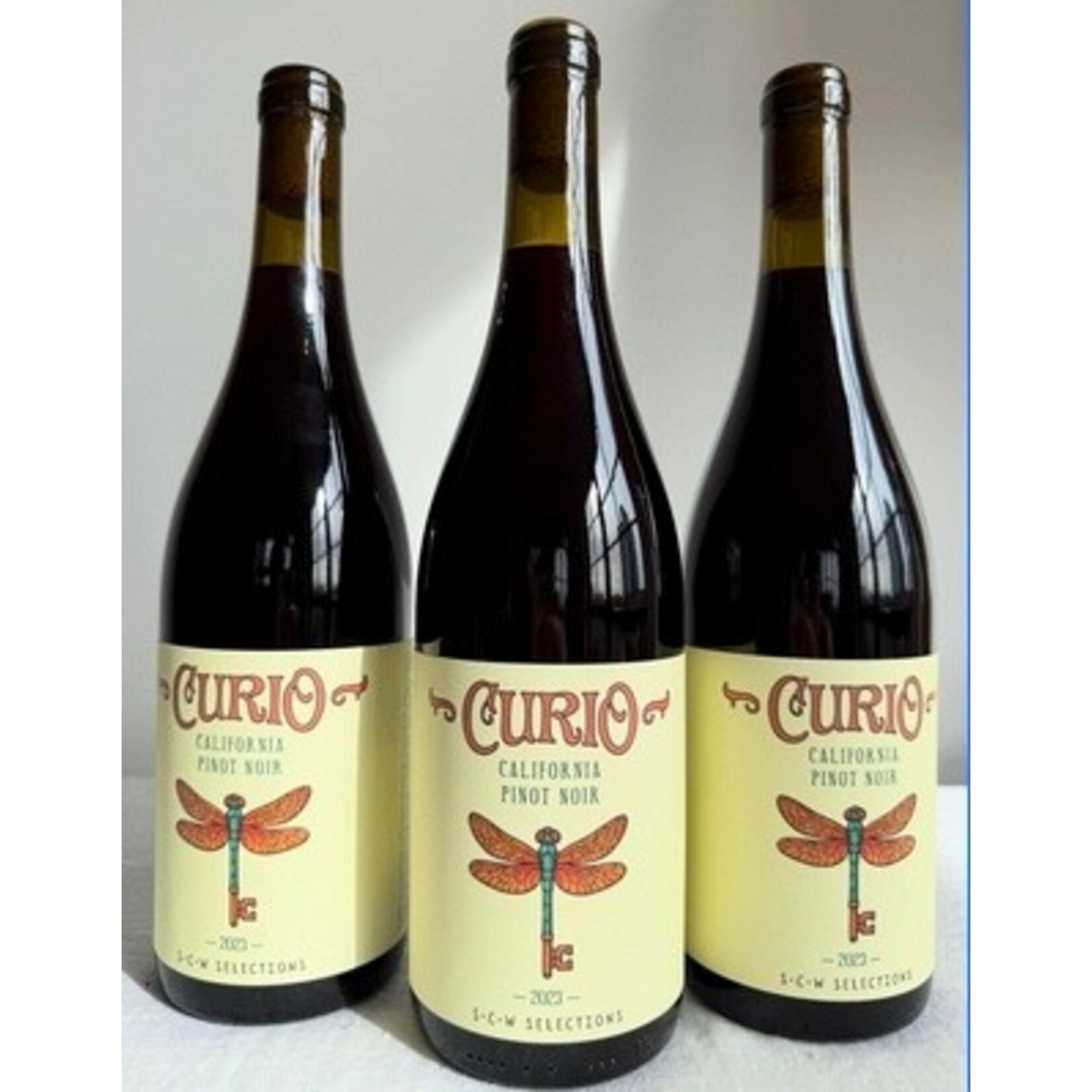 Wine Curio Pinot Noir California Skin Contact Wines Selection 2023