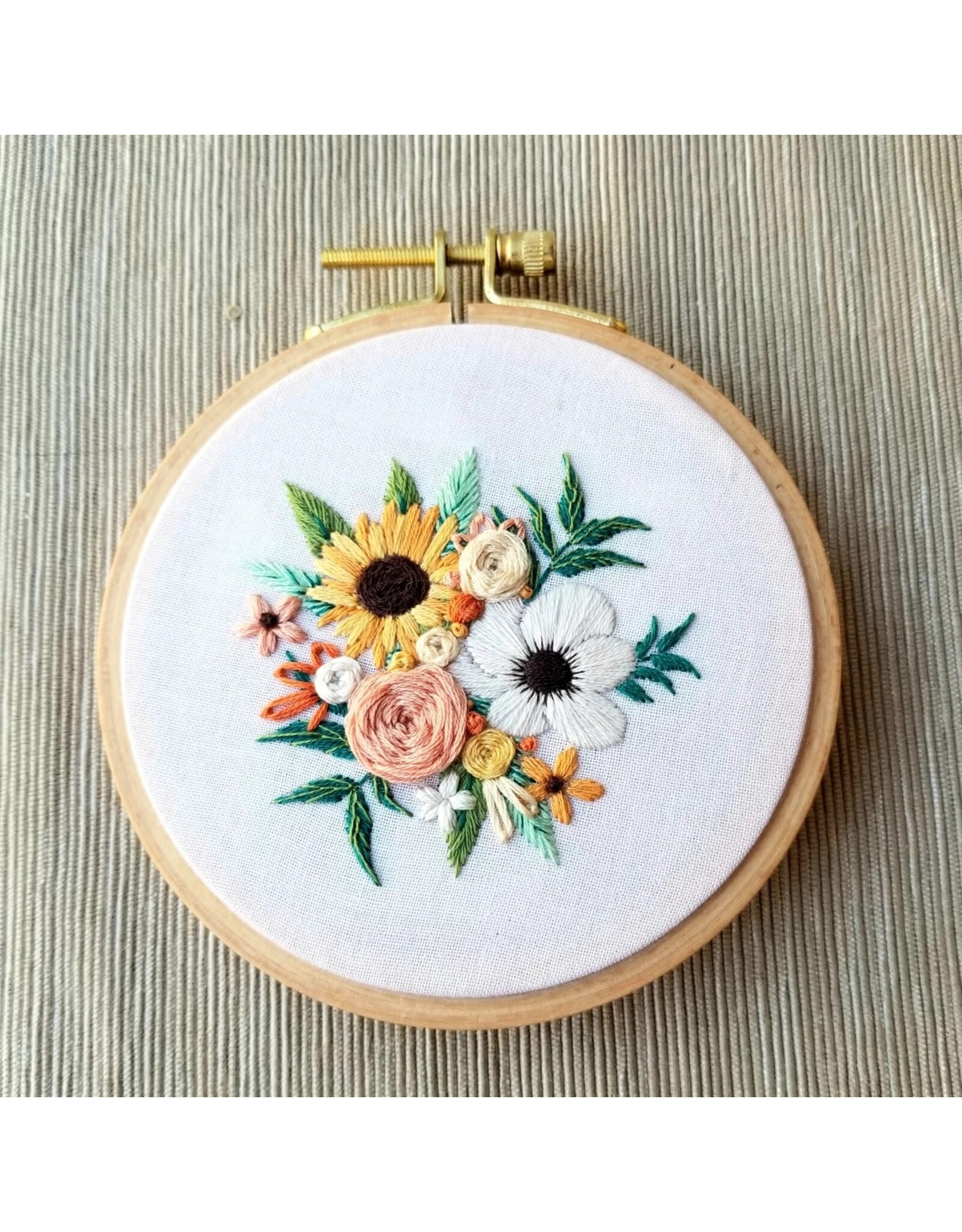 Jessica Long Embroidery Cozy Harvest, Beginner Embroidery Kit