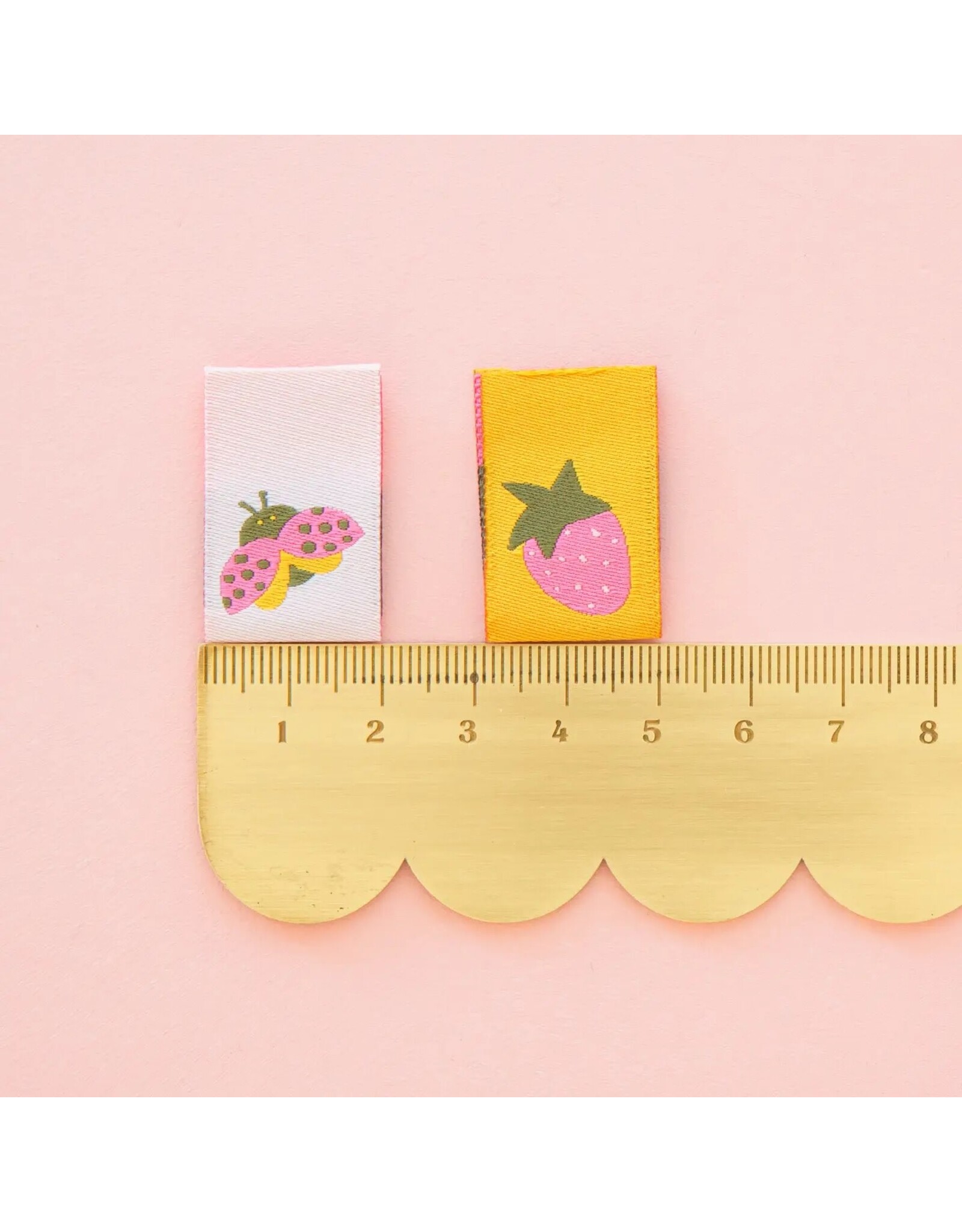 Sarah Hearts Joyful June Multipack - Woven Label Tags, Set of 4