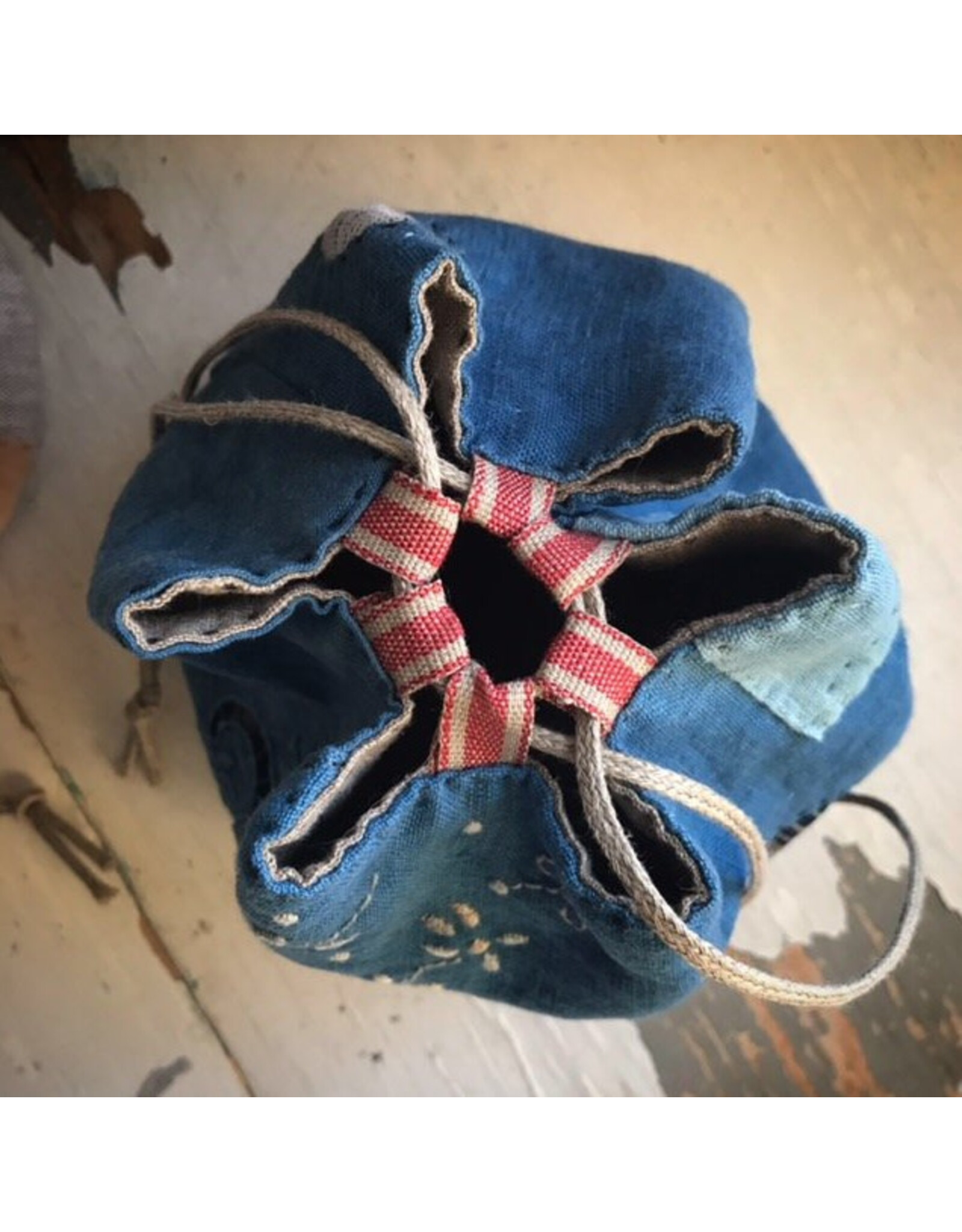 kzstevens ON ORDER-Hand Stitched Round Bottom Bag Pattern