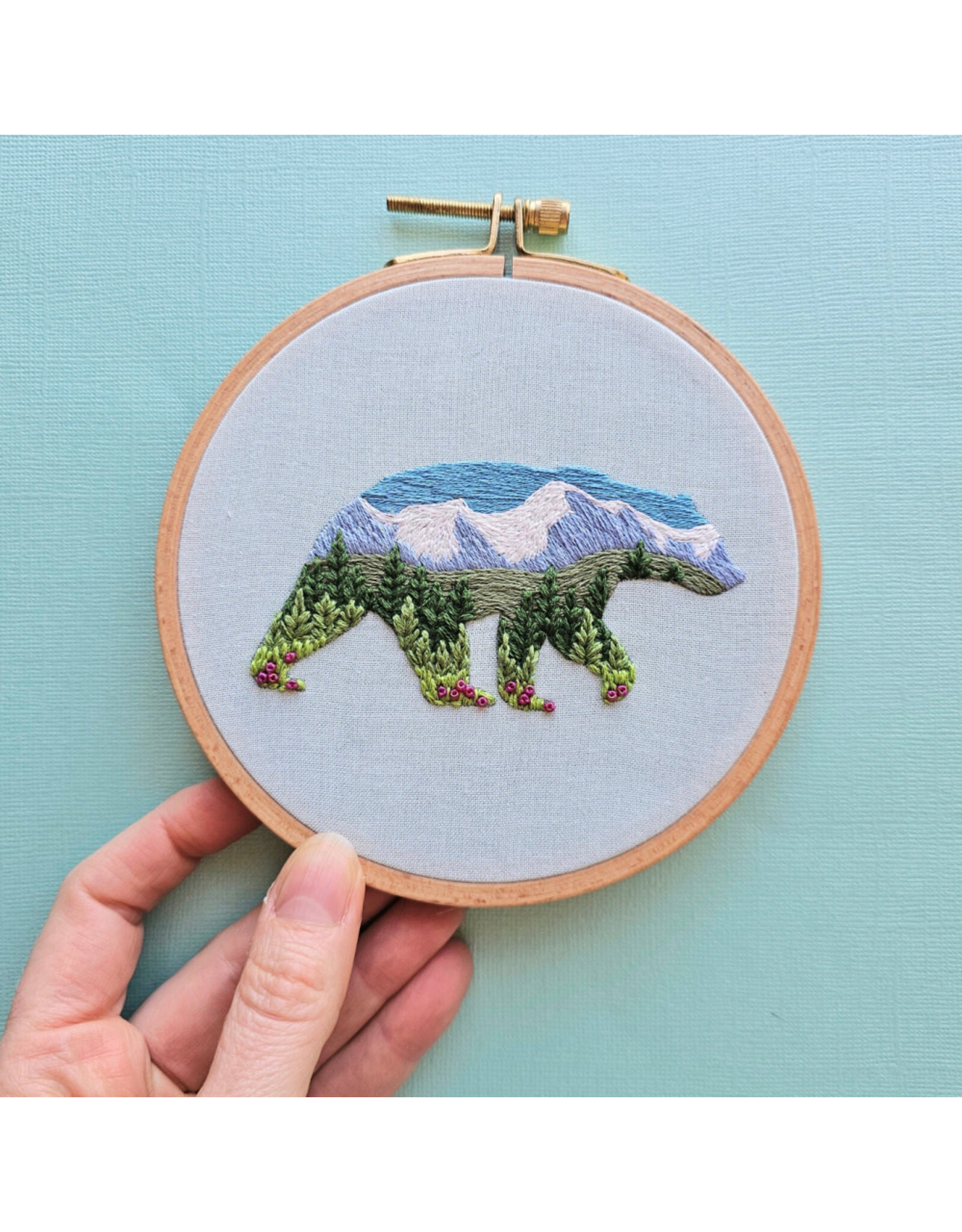 Jessica Long Embroidery Mountain Bear, Embroidery Kit