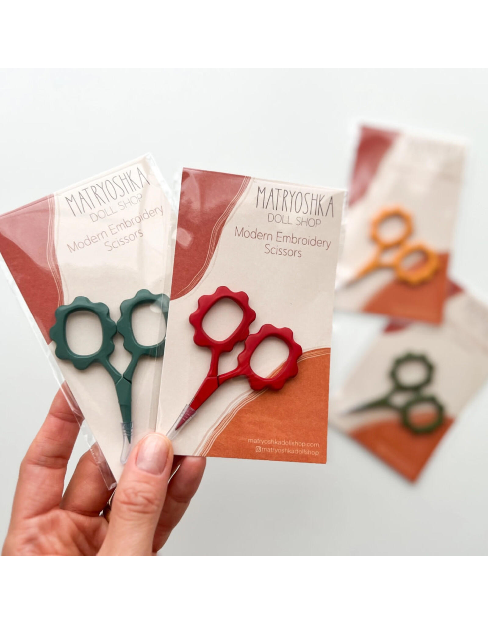 Matryoshka Doll Shop Tiny Embroidery Flower Scissors, Assorted Colors