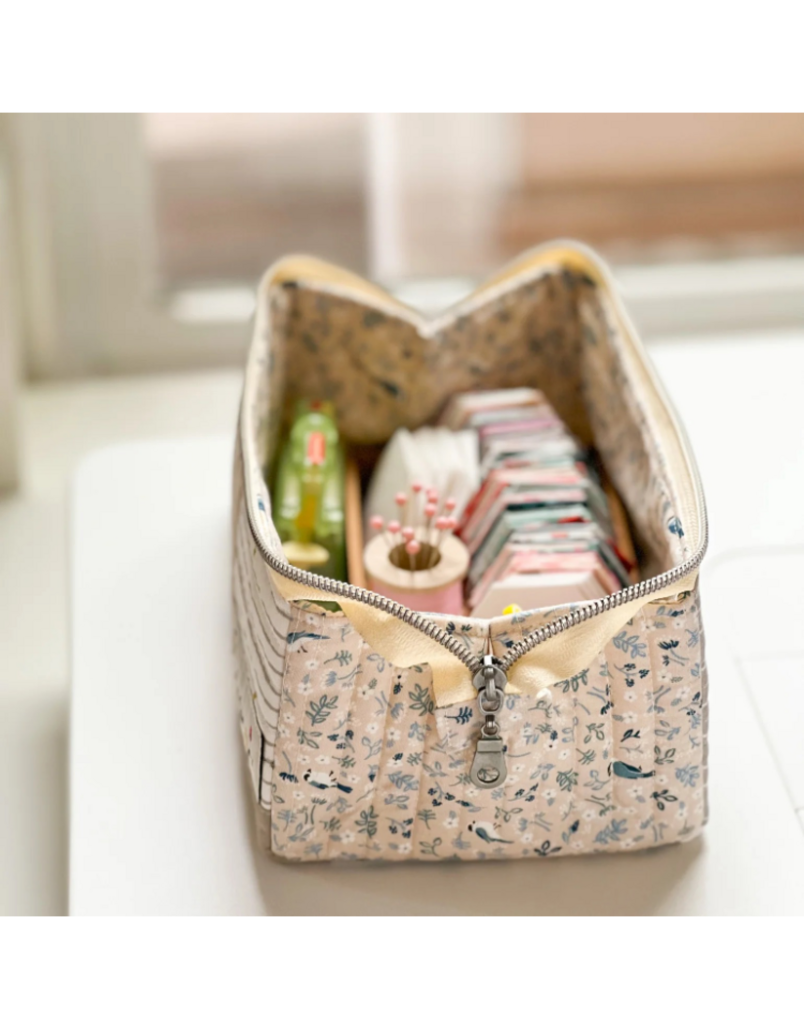 Minki Kim ON ORDER-Open Up Box Pouch Pattern