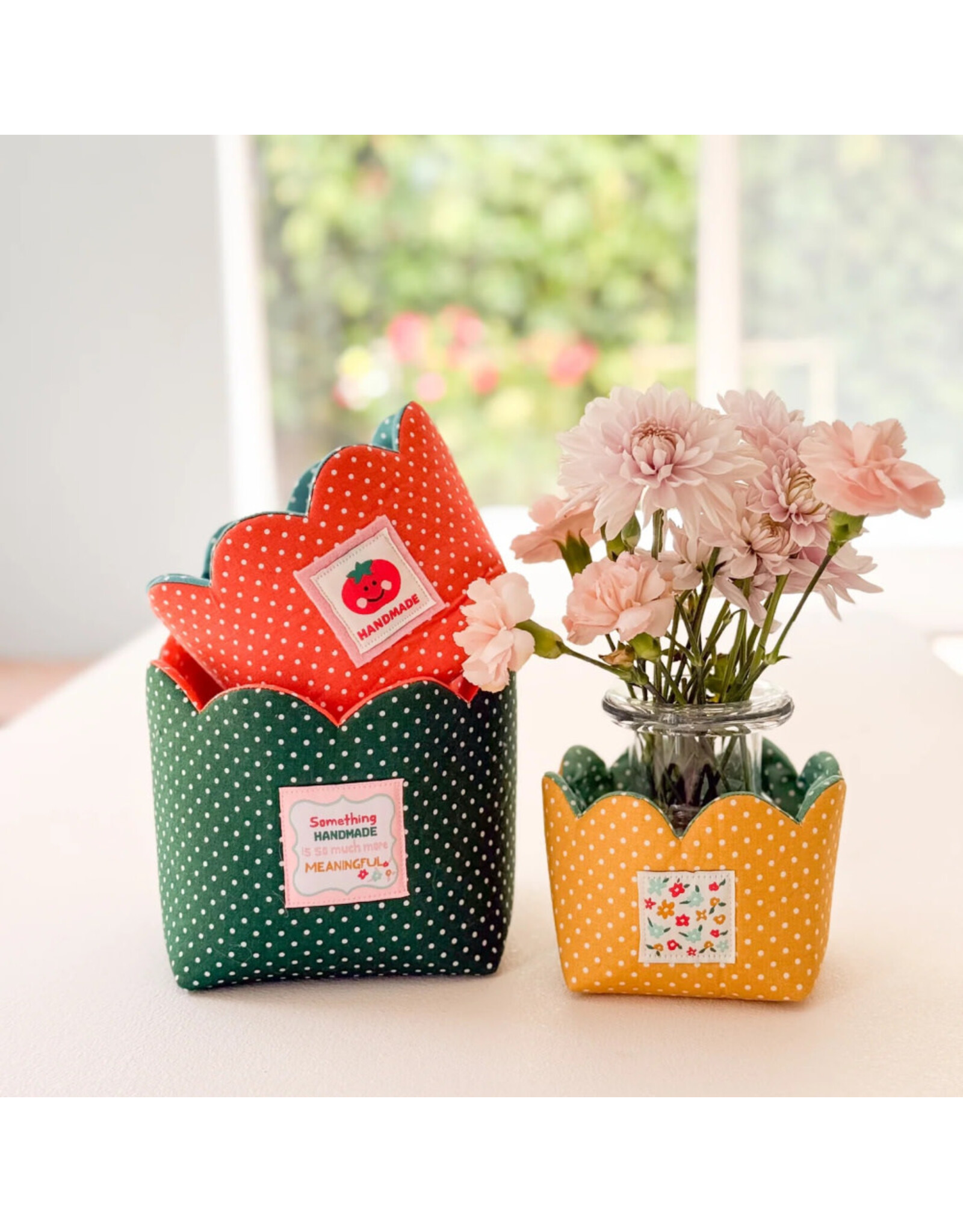 Minki Kim Scalloped Basket Trio Pattern