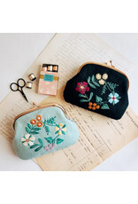 Zakka Workshop Vintage Floral Purse, Pattern and Hardware Kit