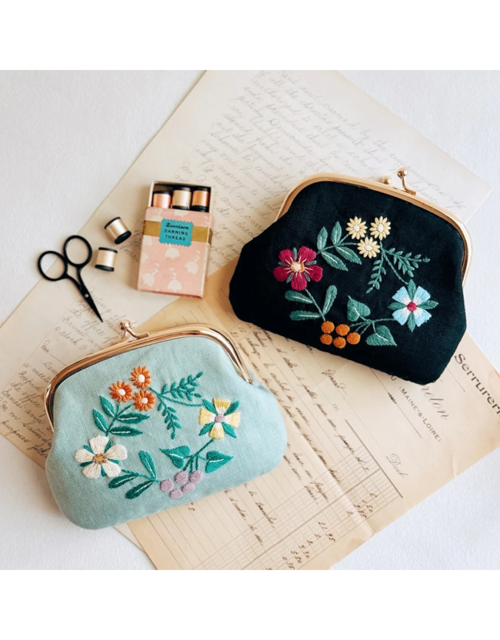 Zakka Workshop Vintage Floral Purse, Pattern and Hardware Kit