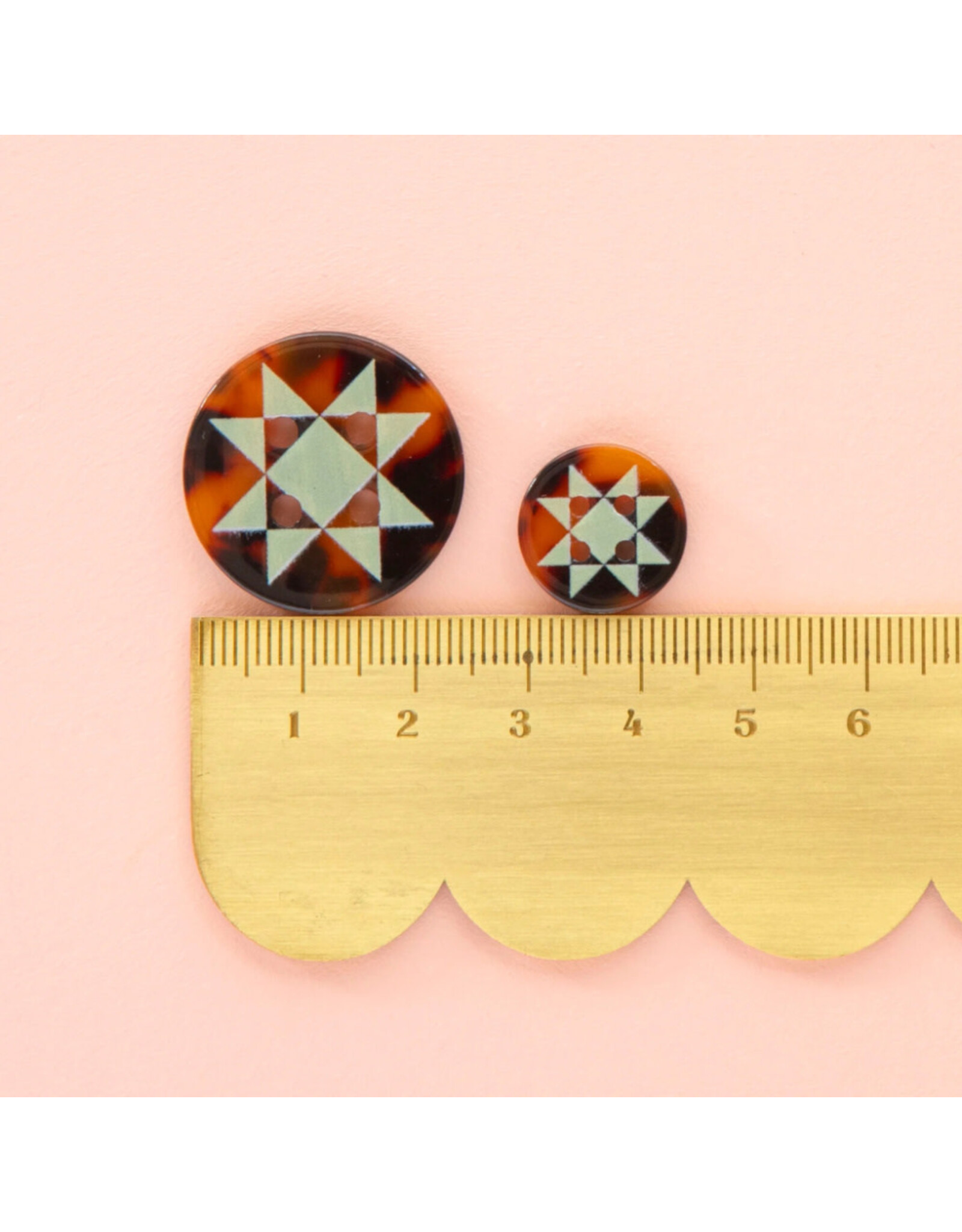 Sarah Hearts Buttons, Quilt Star, Large 1""