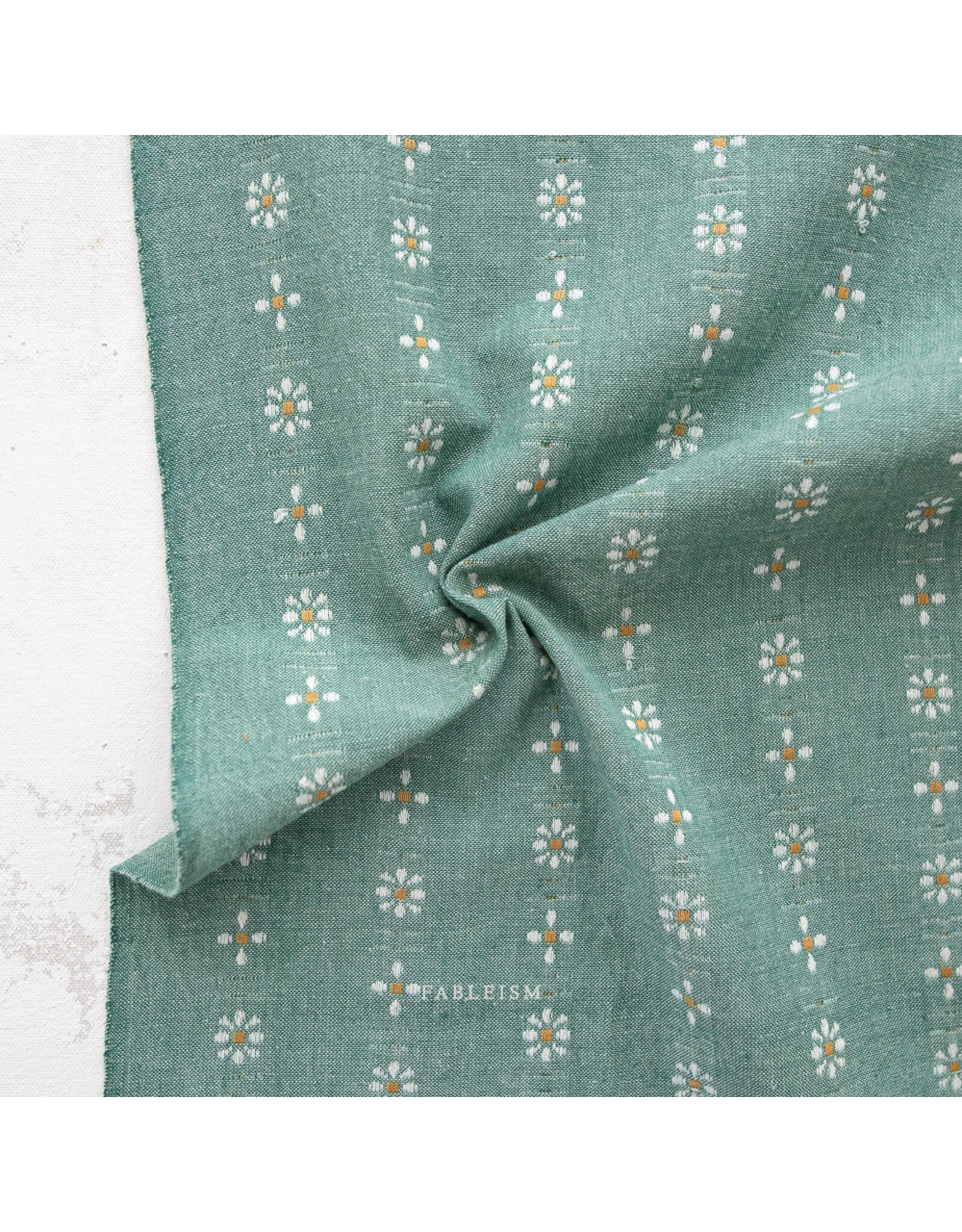 Fableism Forest Forage, Daisies in Spring, Fabric Half-Yards