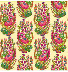 Anna Maria 108" Quilt Backs, Outstretched in Cream, Fabric Half-Yards