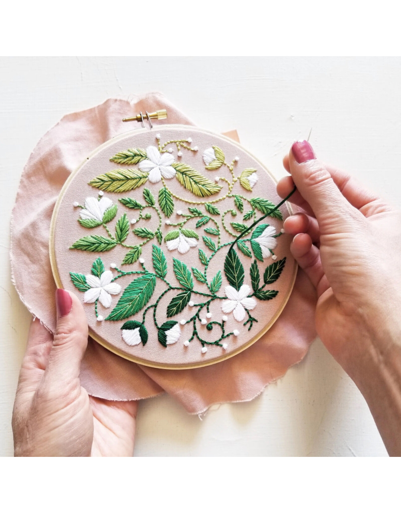 Jessica Long Embroidery Blissful Blooms, Embroidery Kit