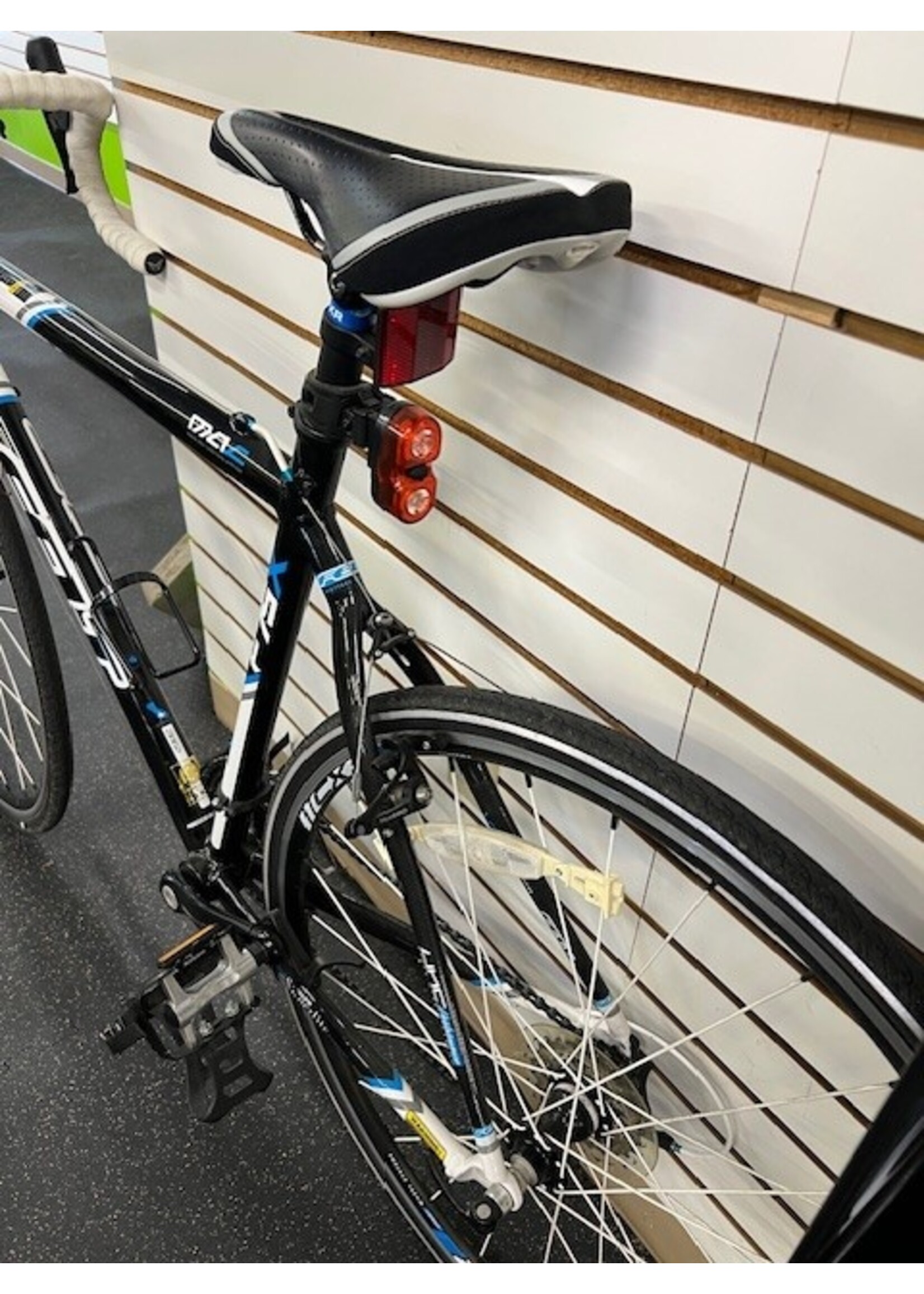 Felt Used 2011 Felt F75X Road/Gravel Bike Size 53cm/ Medium White/Black/Blue