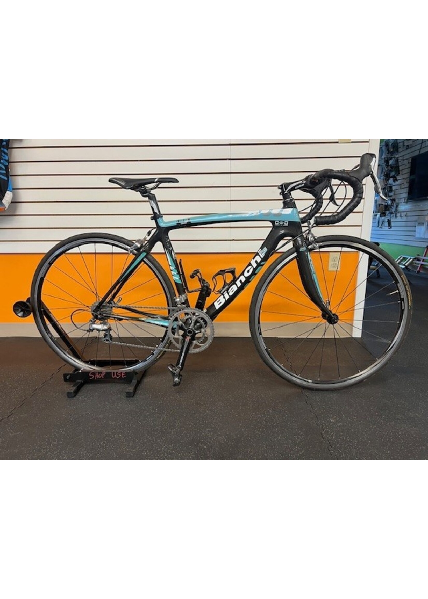 bianchi Used 2007  Bianchi 928 C2C, carbon frame, Shimano Dura-Ace components  53/54cm