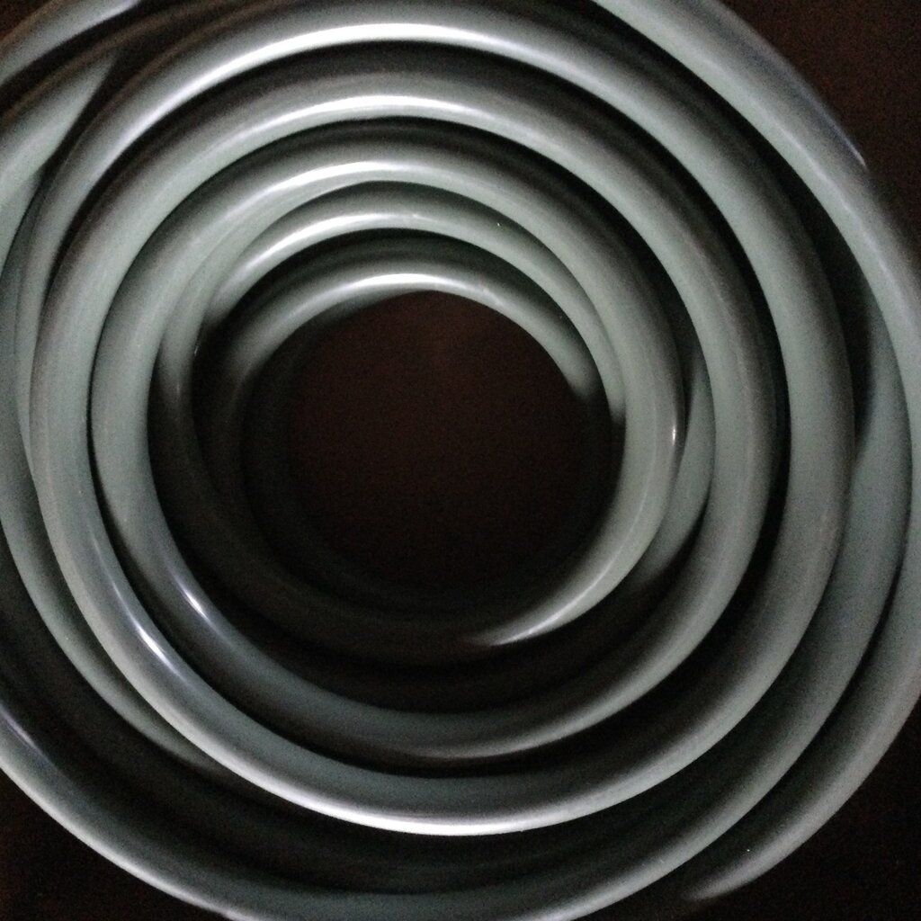 LAUREN MILK HOSE ROUND 3/4 ID X 100FT