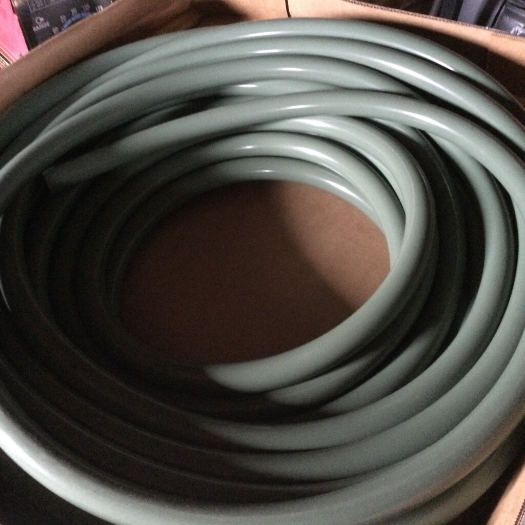 LAUREN MILK HOSE ROUND 7/8 ID X 50FT