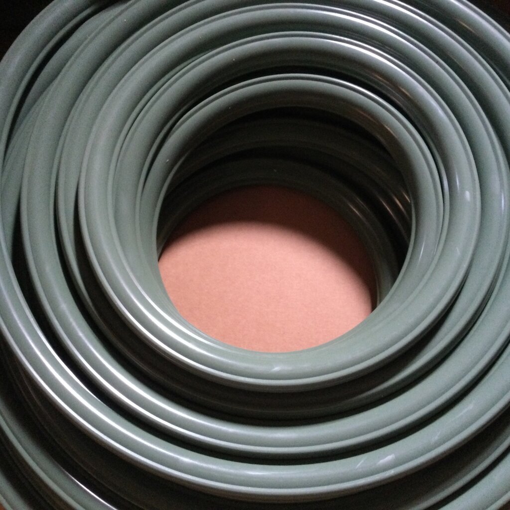 LAUREN MILK HOSE TRI-CIRCLE 5/8 ID X 100FT