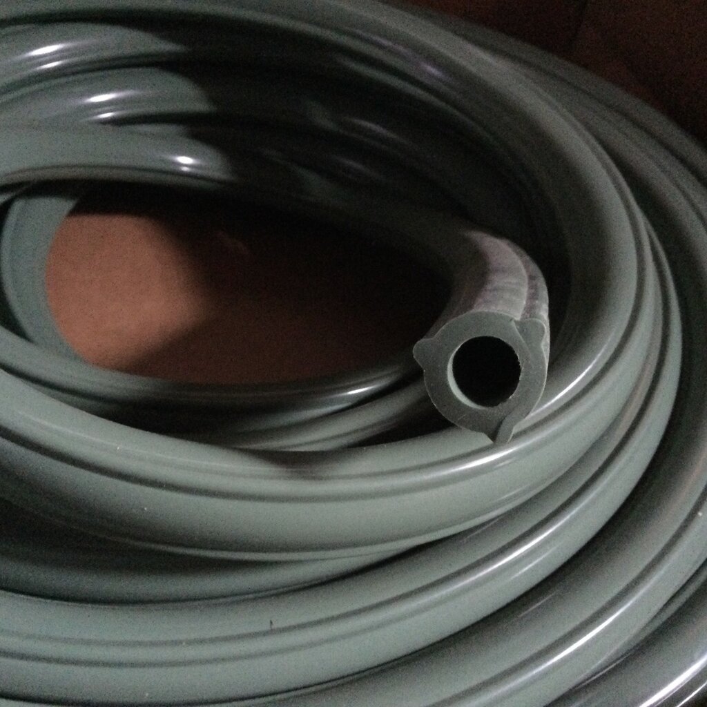 LAUREN MILK HOSE TRI-CIRCLE 5/8 ID X 100FT