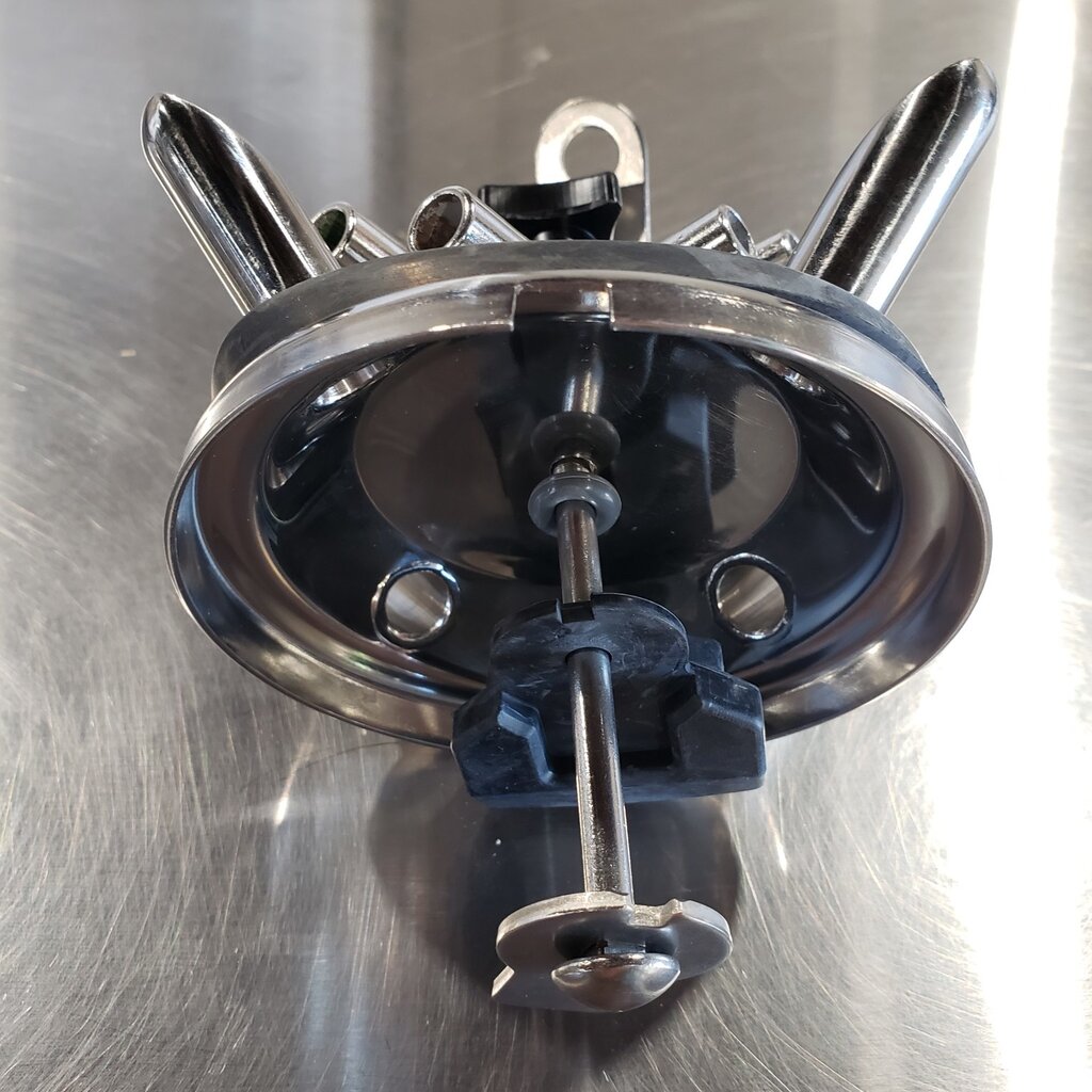 Complete 300CCclaw kit W/O valve,LESS plastic bowl Black nut for 14300 claw Stainless flat tab for bolt holder Bolt for 13300 claw Stainless top bracket with loop for 300 style claw Stainless 300cc top Stainless 9/32", back to front tee for 14300