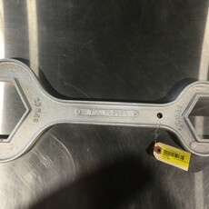 CAST ALUMINUM DOUBLE ENDED WRENCH 3" X 2"