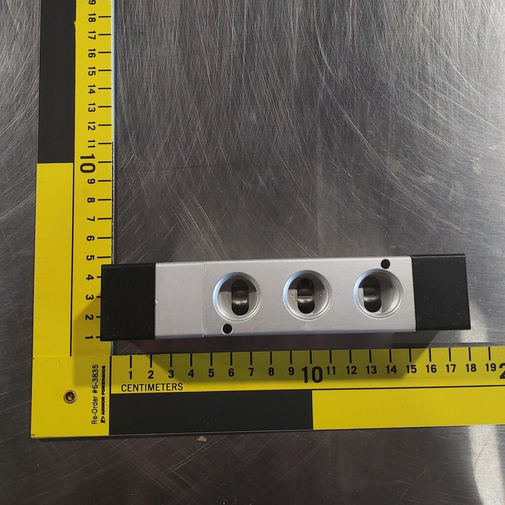 AIR VALVE 1/2 CLOSED CENTER DOUBLE PILOT, 5-PORT, 4-WAY, 3-POSITION