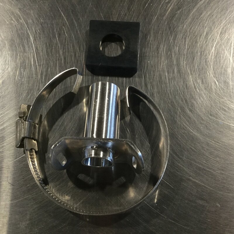 3" MILK LINE CLAMP W/ 3/4 OD NIPPLE