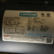 ALFA-LAVAL / CENTURY / DARIKOOL / DEC / DeLAVAL MILK COOLER AGITATOR GEARBOX W/  MOTOR, 5747822 STANDARD MOUNTING PLATE, & 5705582M 3/4 FINE THREAD SHAFT