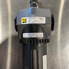 1/2 LUBRICATOR W/ POLYCARBONATE BOWL