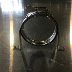 BECO 2-1/2 S/S CLAMP BRACKET