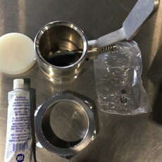 MUELLER SILO VALVE 3" CLAMP X THREAD W/ LOCKING CAP, NUT,  & EXTRA O-RINGS