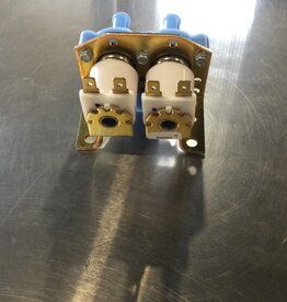 MUELLER SOLENOID VALVE DUAL COIL 240VAC