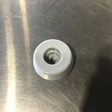 MUELLER GRAY NYLON DRAIN PLUG 2" ID