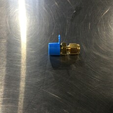 WHRL 15/30-TON CHILLER RTD PROBE ADAPTER BRASS COUPLING 3/16 COMPRESSION X 1/4 MPT