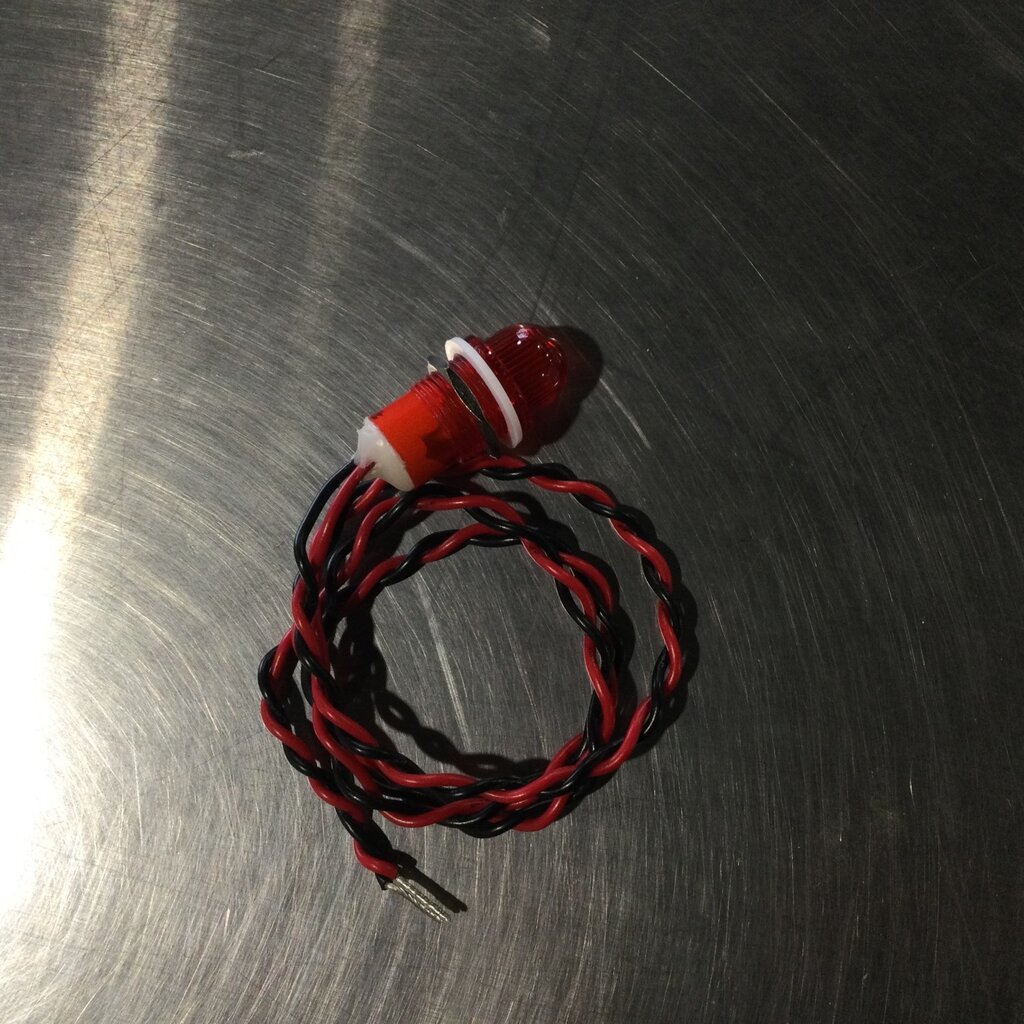 BECO RED LED INDICATOR LIGHT, 28VDC