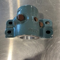 CROWD GATE  RIGID 40° SPLIT JOURNAL  PILLOW BLOCK BEARING 2-3/16