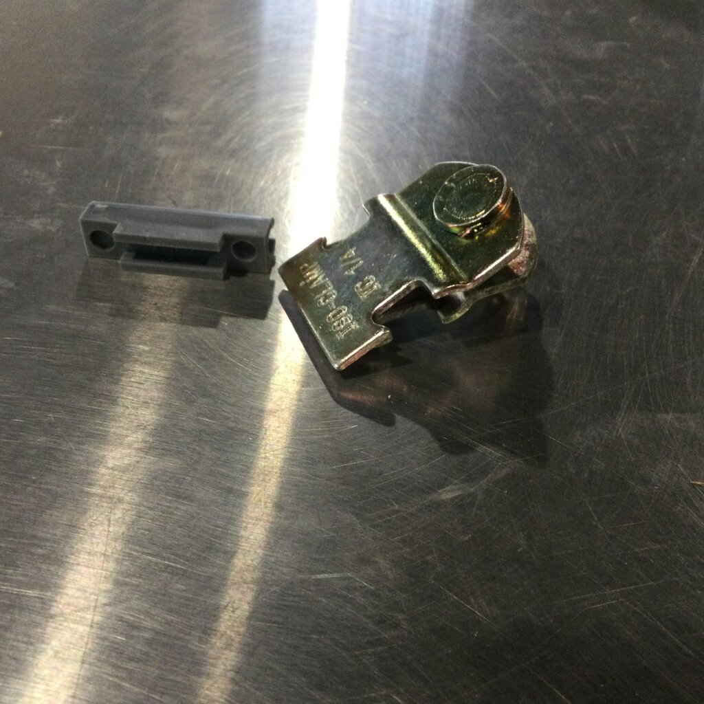 1/4 HYDRA-ZORB CLAMP