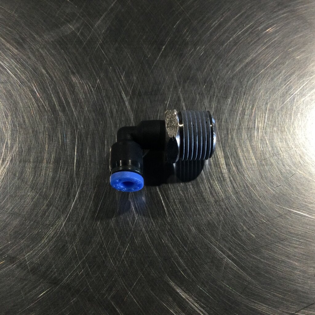 AIR FITTING 90° ELBOW T5/32 X 3/8 MPT