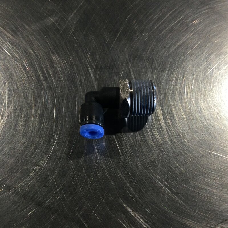 AIR FITTING 90° ELBOW T5/32 X 3/8 MPT