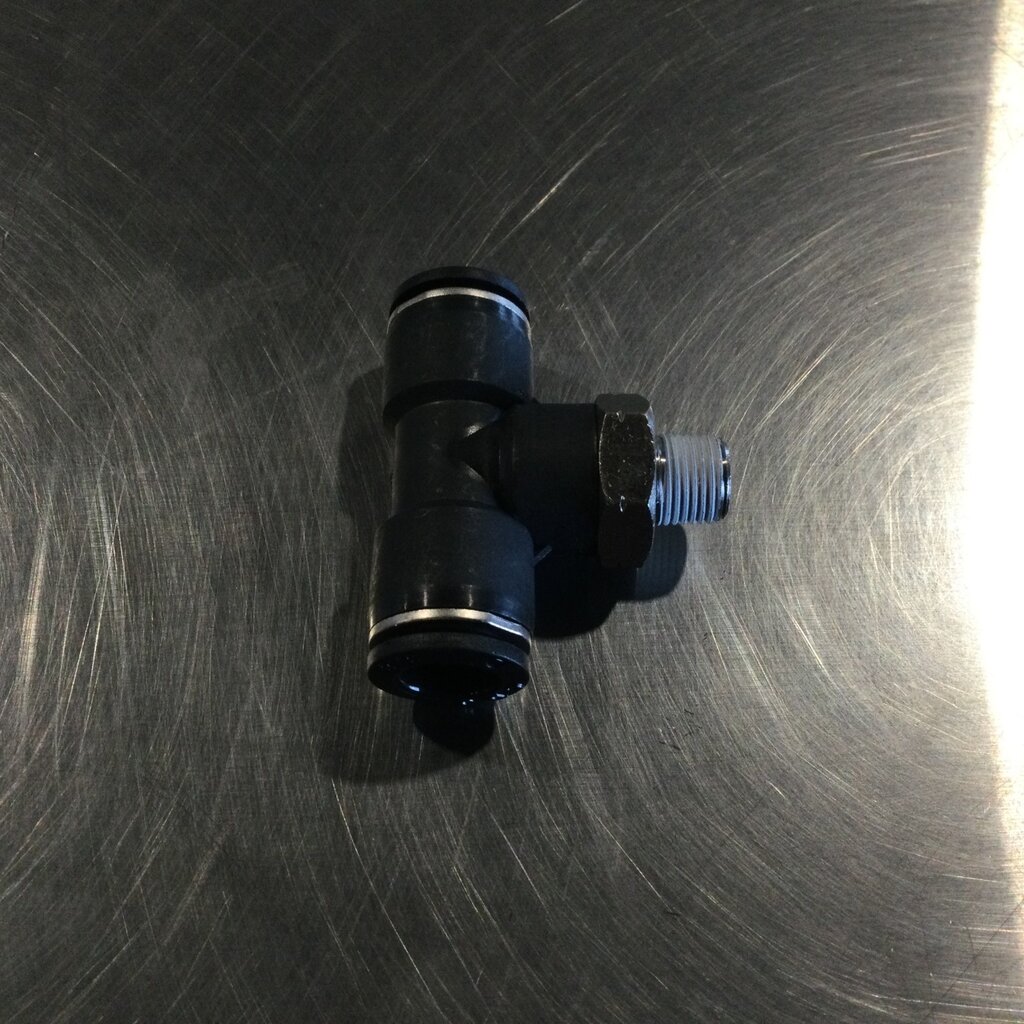 AIR FITTING TEE T3/8 X 1/8 MPT