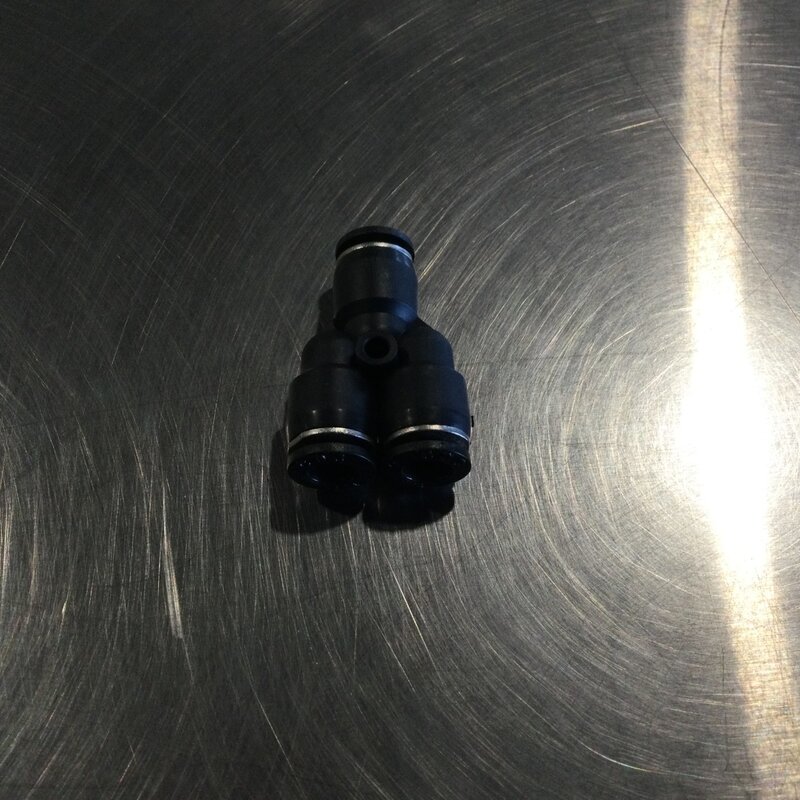 AIR Y-FITTING T1/4