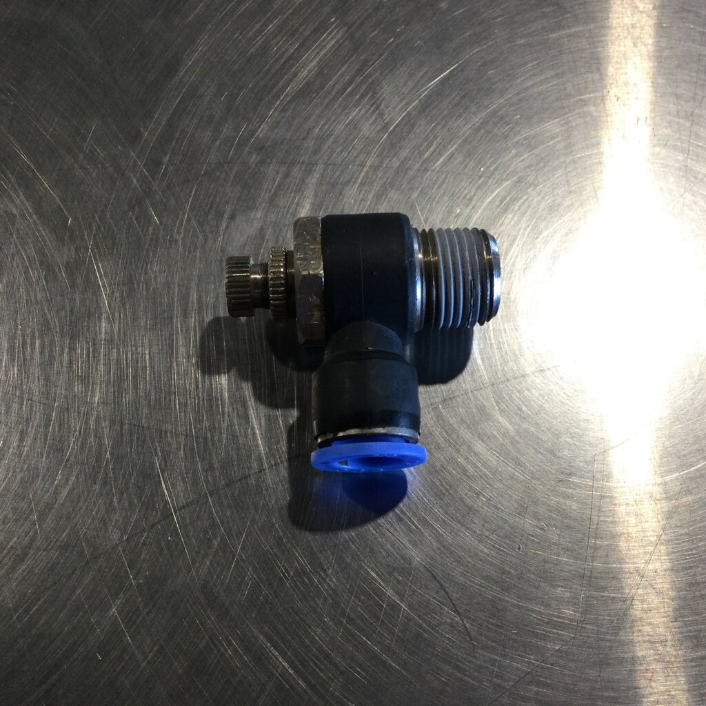 SPEED CONTROL 90° ELBOW T1/2 X 1/2 MPT