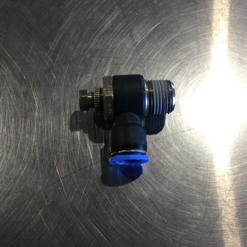 SPEED CONTROL 90° ELBOW T1/2 X 1/2 MPT