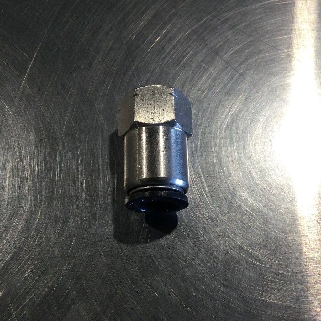 AIR FITTING STRAIGHT REDUCING FEMALE T1/2 X 3/8 FPT