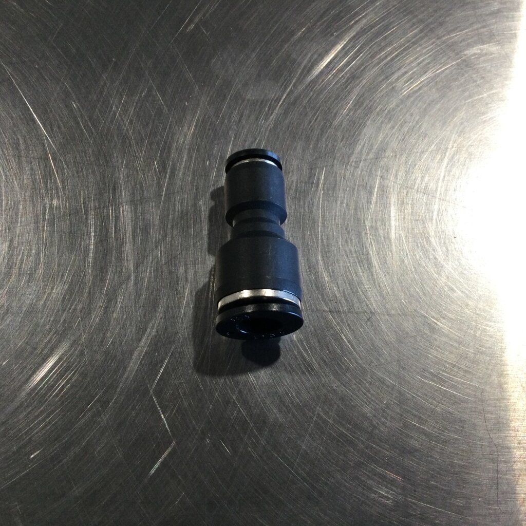 AIR FITTING STRAIGHT REDUCING T3/8 X T1/4