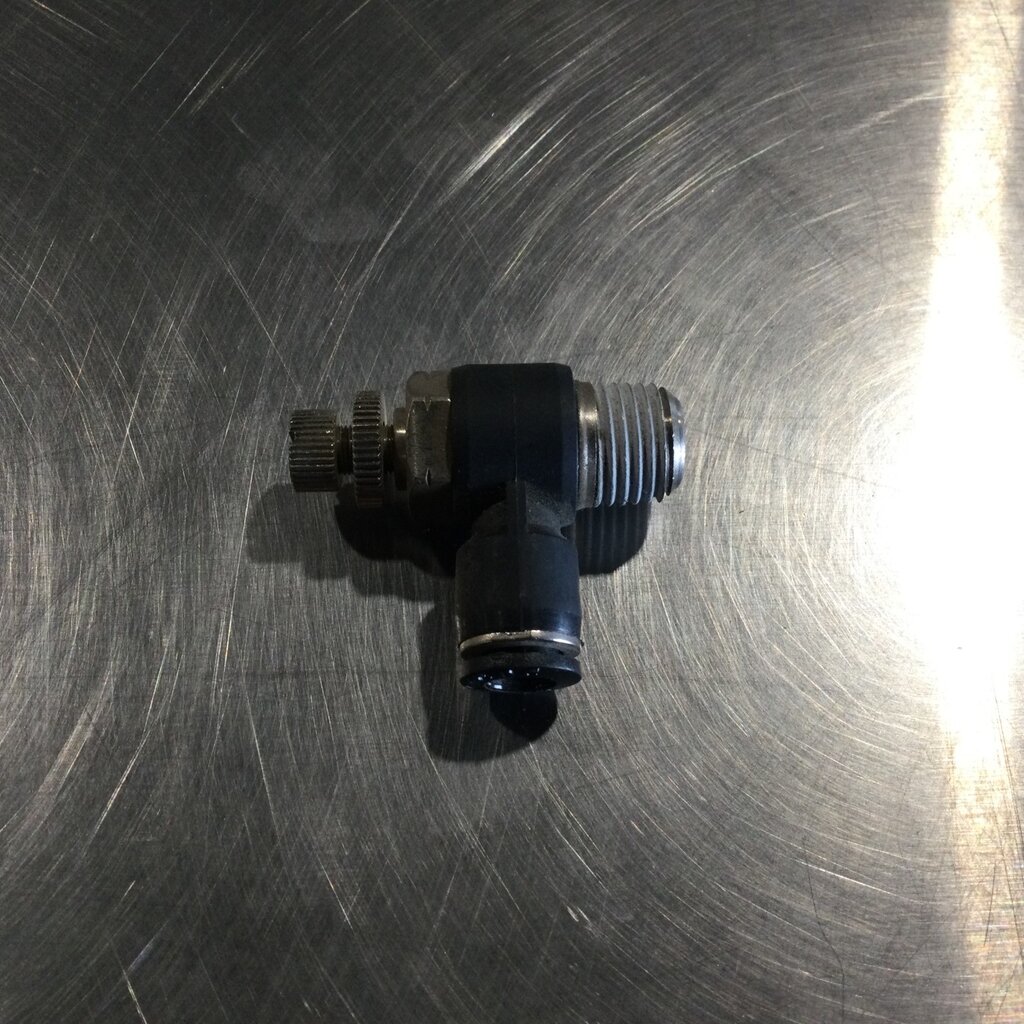 SPEED CONTROL 90° ELBOW T1/4 X 1/4 MPT