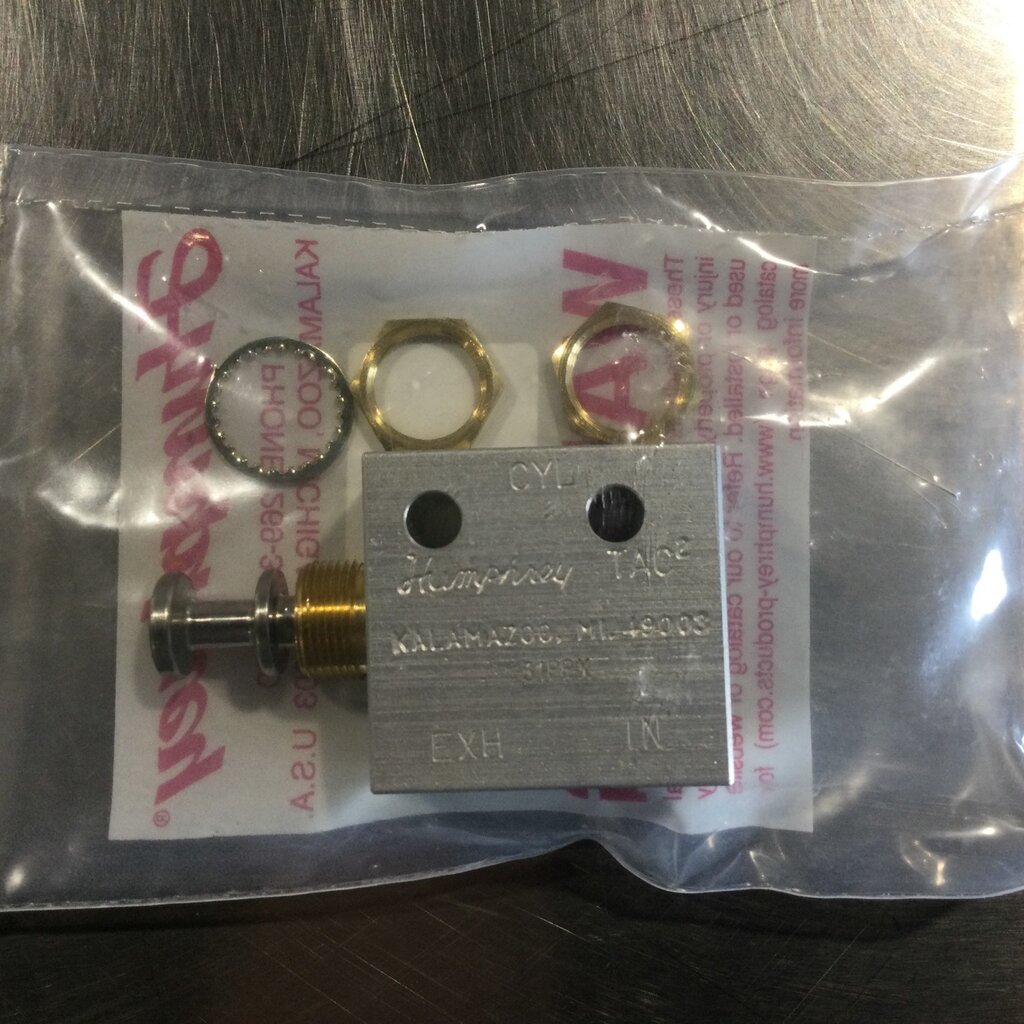 3-WAY PUSH/PULL BUTTON AIR VALVE N.C. 1/8 PORTS