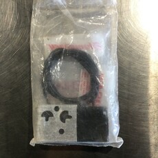 3-WAY DIRECT ACTING STACKABLE SOLENOID VALVE, 24VDC, 4.5 WATTS, 125 PSI, 1/8-27 PORTS